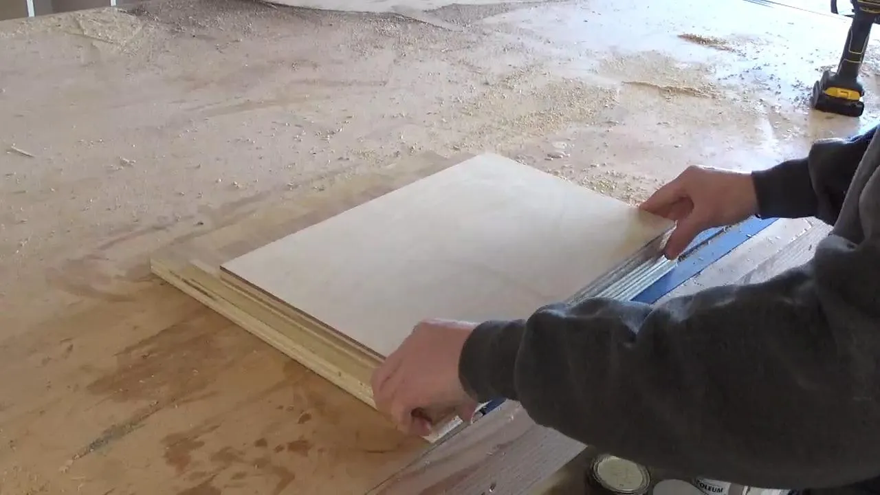 DIY Light Up Christmas Art — step photo 4
