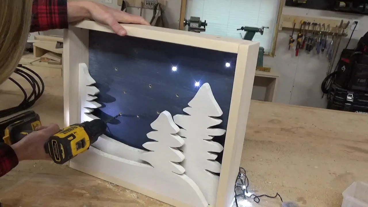 DIY Light Up Christmas Art — step photo 13