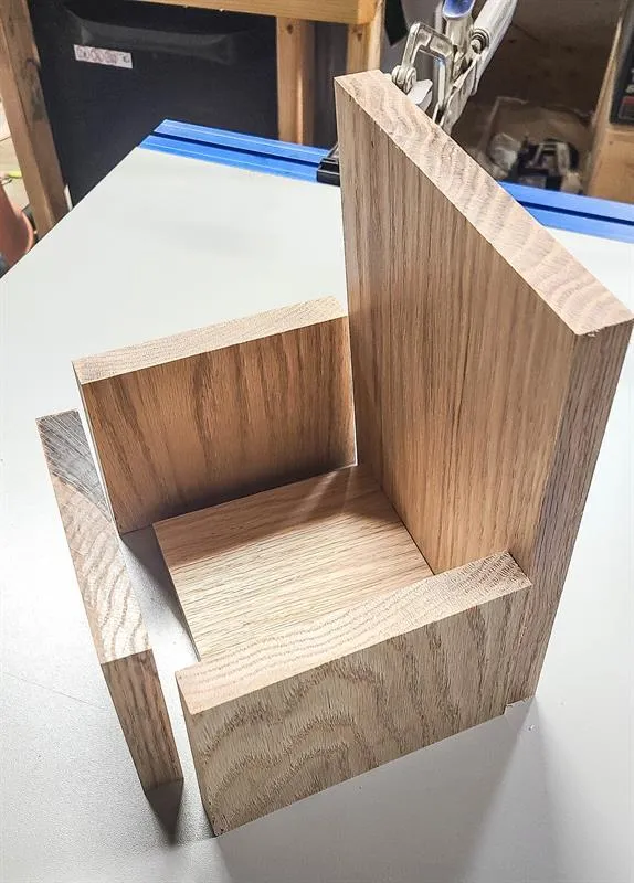 Desk Calendar & Pencil Holder — step photo 7