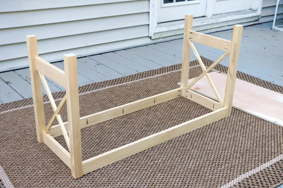 X-Leg TV Stand — step photo 7